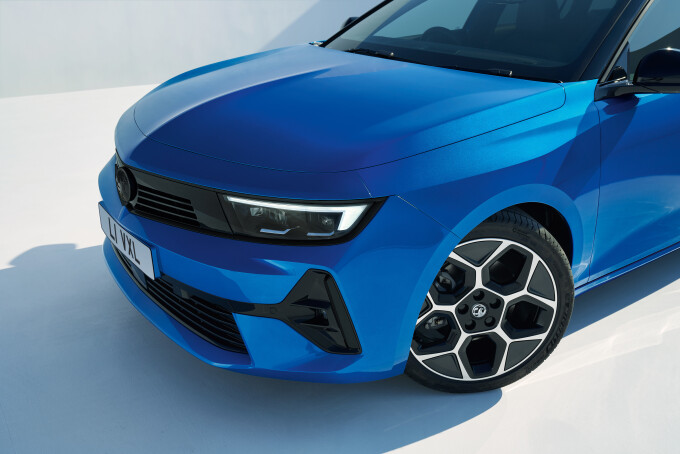 Astra_Sports_Tourer_00652ce9c06fec38072.jpg