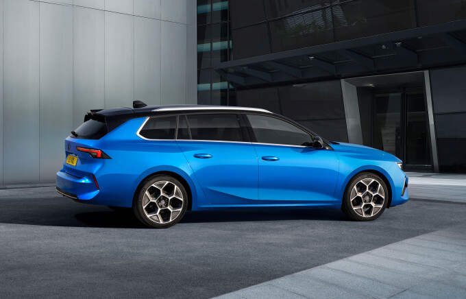 Astra_Sports_Tourer_0185b3133c9e7e8f191.jpg