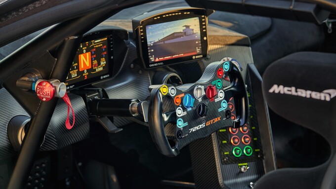 McLaren_720S_GT3X-0120ed4f5a524d6f903.jpg
