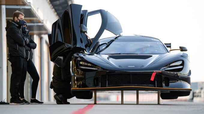 McLaren_720S_GT3X-81042cbae9ba8cdf7f.jpg