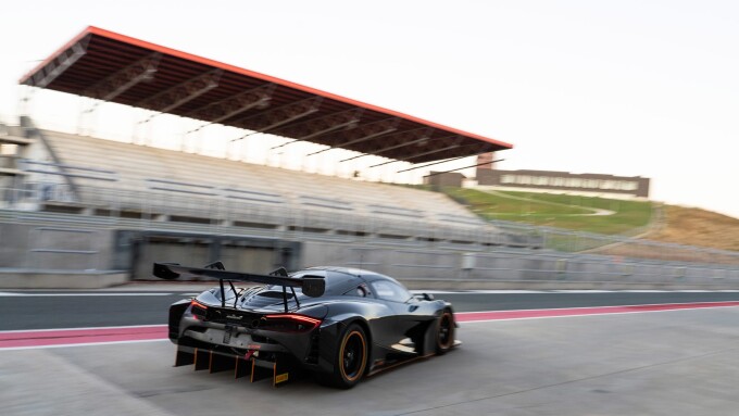 McLaren_720S_GT3X-844721d36e1c38eeea.jpg