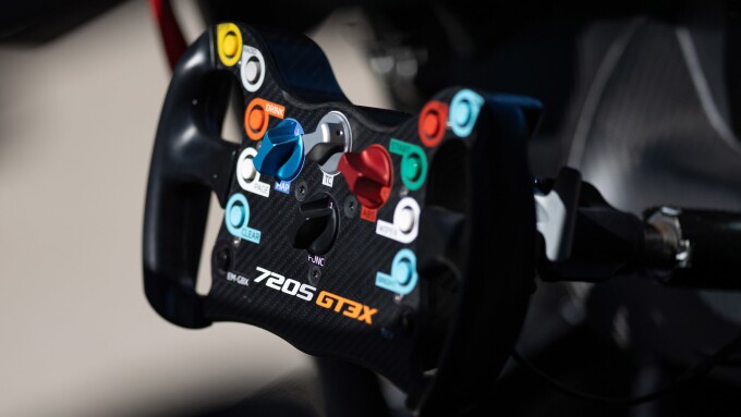 McLaren_720S_GT3X-90870e718d7b008723.jpg