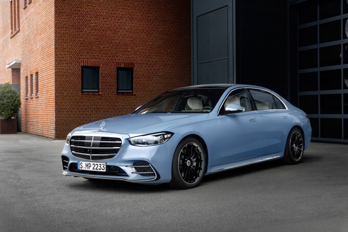 Mercedes Benz S 580 e MANUFAKTUR, Exterieur MANUFAKTUR vintageblau, Interieur MANUFAKTUR tiefwei/sch