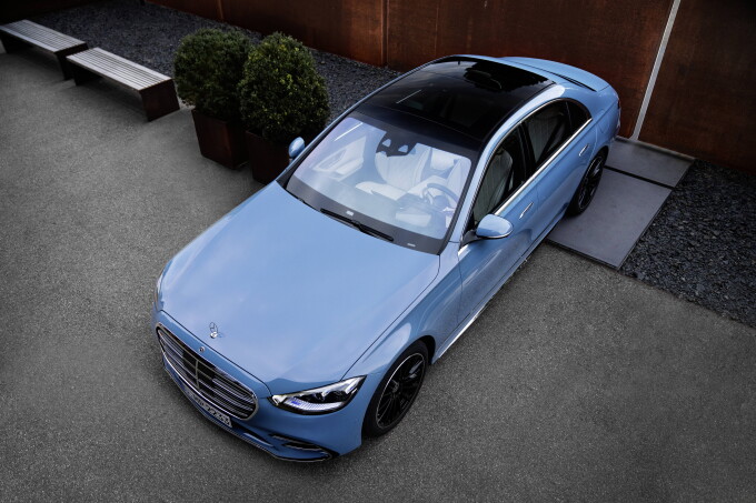 Mercedes Benz S 580 e MANUFAKTUR, Exterieur MANUFAKTUR vintageblau, Interieur MANUFAKTUR tiefwei/sch