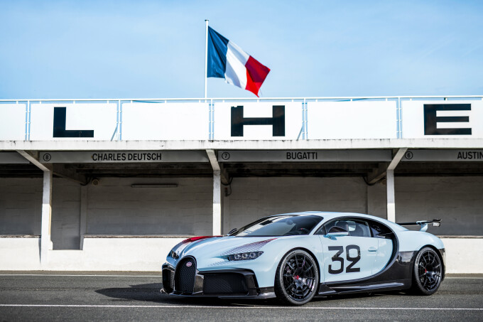 01_bugatti_cps-gp9cfe08af73669bfd.jpg