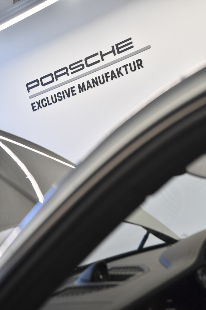 Manufaktur_992GT3_low_001fc6ddae06d522380.jpg