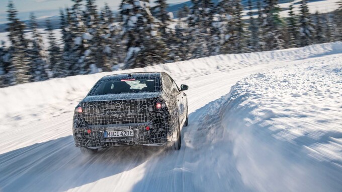 2023-bmw-i7-prototype-in-arjeplog-sweden-12f80a694178479e2d.jpg