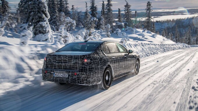 2023-bmw-i7-prototype-in-arjeplog-sweden-9b3a6d5b315e12859.jpg