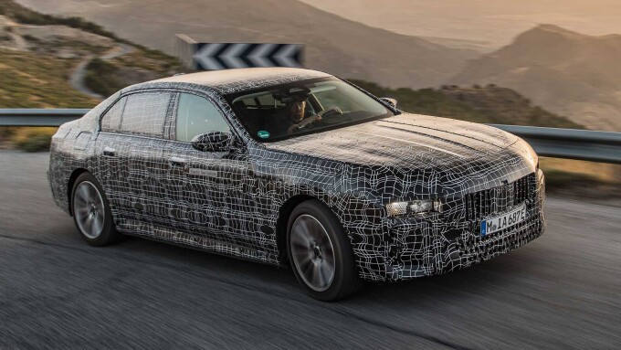 2023-bmw-i7-teaser-1534148590ff5ee2f4.jpg