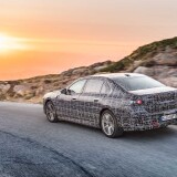 2023-bmw-i7-teaser-18605ea1e8abc6d085
