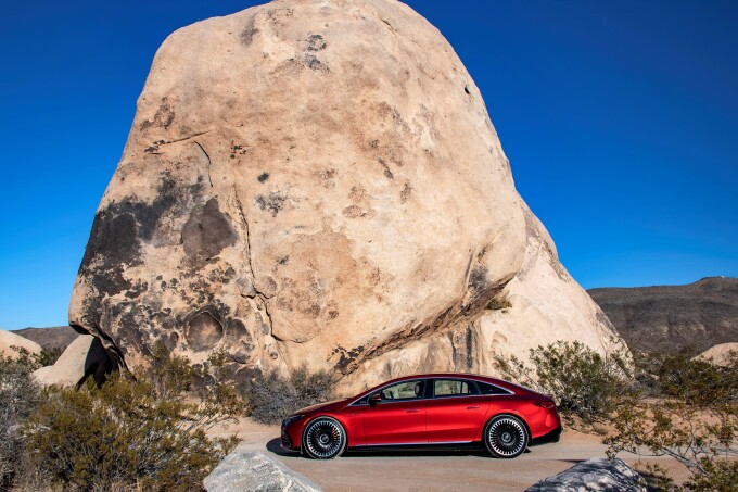 Mercedes-AMG EQS 53 4MATIC+ (Stromverbrauch kombiniert WLTP: 23,4-21,1 kWh/100 km; CO2-Emissionen ko
