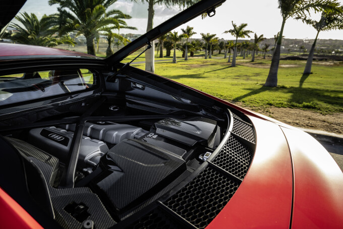 Engine compartment