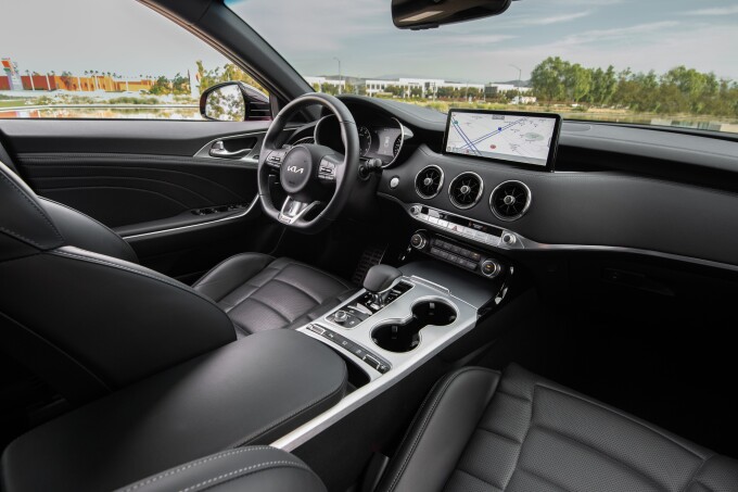 16995_2022_Stinger_GT752fc9ac7827066f.jpg