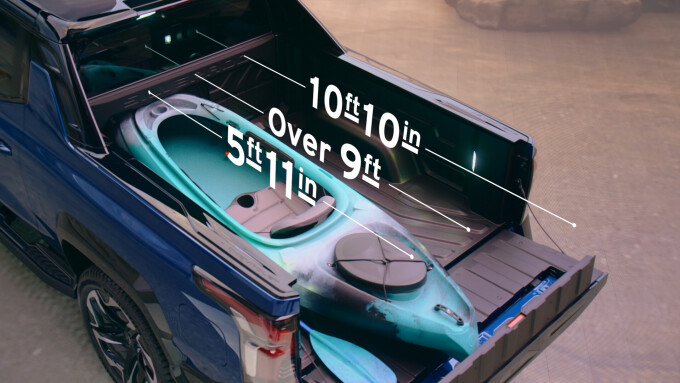 2024-Silverado-EV-RST-0010305facb381df760.jpg