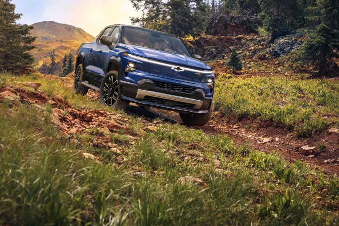 2024-Silverado-EV-RST-041e2570b62587a3cb4.jpg