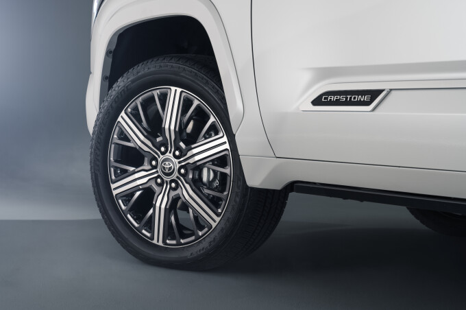 2022_Toyota_Tundra_Capstone_0076ae5a472d085a17a.jpg