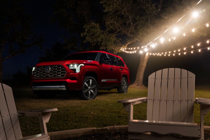 2023 Toyota Sequoia Capstone 020