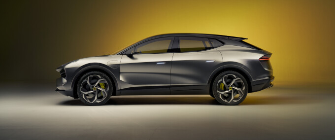 04_Lotus_Eletre_EXT_Studio_Silver_Profile7b4869a5322fda05.jpg