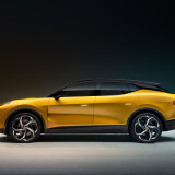 04_Lotus_Eletre_Yellow_Studio_Profile255526035e9e9e64