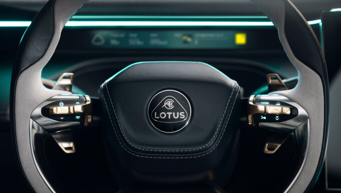 19_Eletre_Studio_INT_Steering_Wheelf6e0a04ac8d340ca.jpg