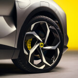 20_Lotus_Eletre_Studio_INT_WheelDetail70efea8e95dd4f8e