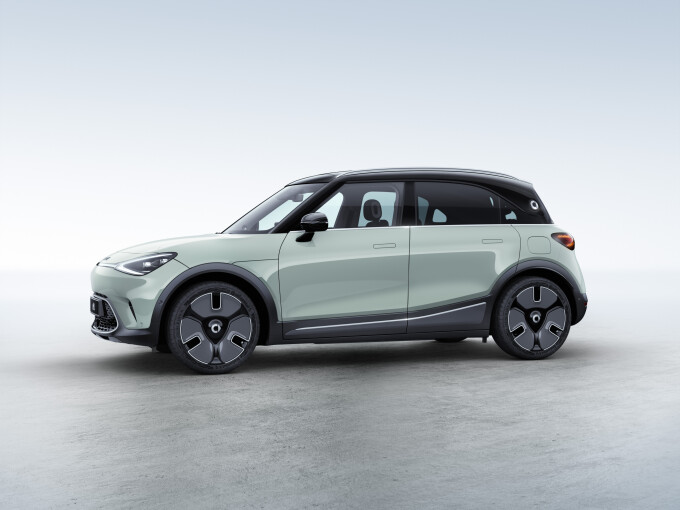 Smart_Limbo_Premium_Black_Presse_EXT_02a2e76da16afe4ce7.jpg