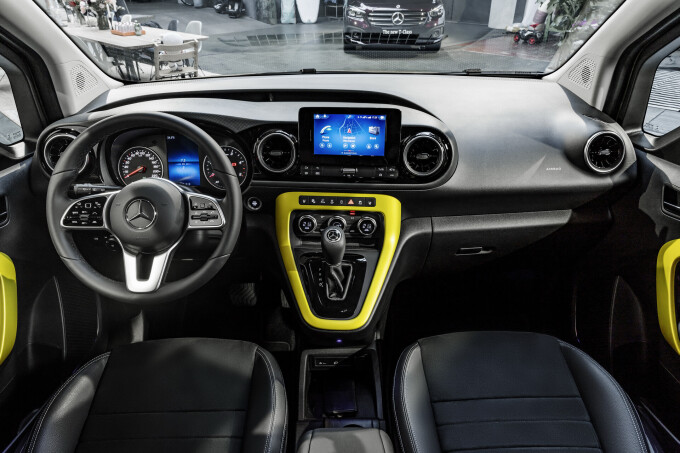 2023-Mercedes-T-Class-1655218cee92c60f4b.jpg