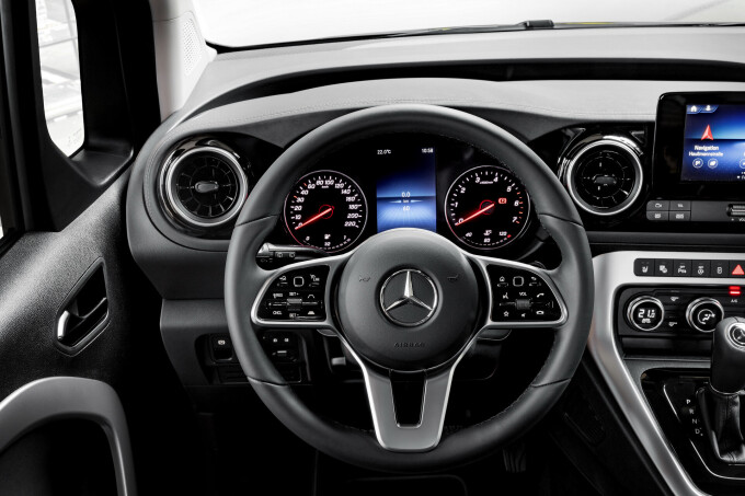 2023-Mercedes-T-Class-24cfa17cd1ed77fbc0.jpg