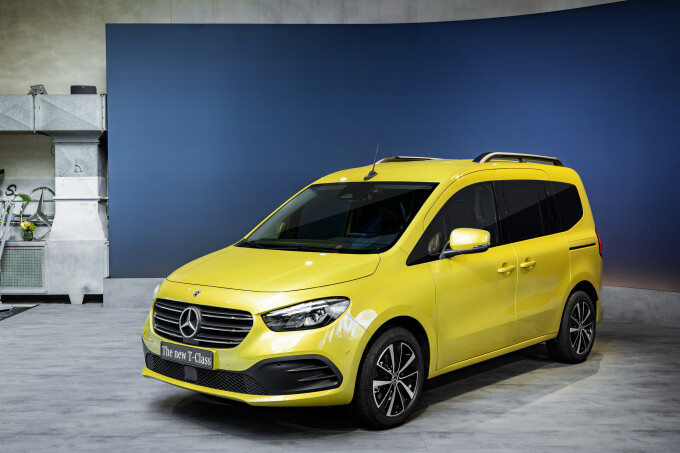 2023-Mercedes-T-Class-3-170b664bab57710f2.jpg