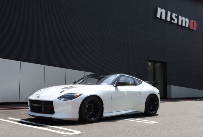 2023-nissan-z-nismo-racing-car-unveiled-will-race-next-month_2db567f7e112b32a6.jpg