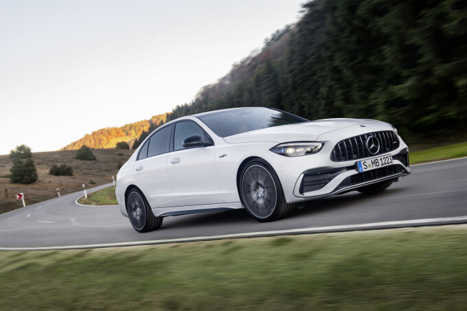 Mercedes-AMG C 43 4MATIC Limousine | Kraftstoffverbrauch kombiniert: 9,1-8,7 l/100 km | CO-Emissione