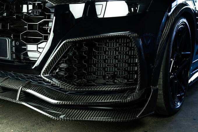 abt-unleashes-signature-edition-audi-rsq8-super-suv-with-800-hp-only-96-units-available_216ec557a6001e813f.jpg