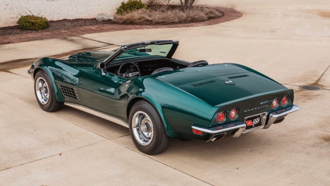 1971-Chevrolet-Corvette-ZR2-convertible-photo-via-502db8c3e9e9c12d0.jpg