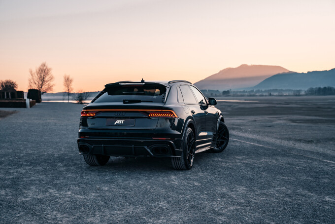 ABT_RSQ8_SE_Detail_02_x2aed1ec173ee51d3.jpg