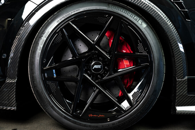 ABT_RSQ8_SE_Detail_127293ea0c6087989d.jpg