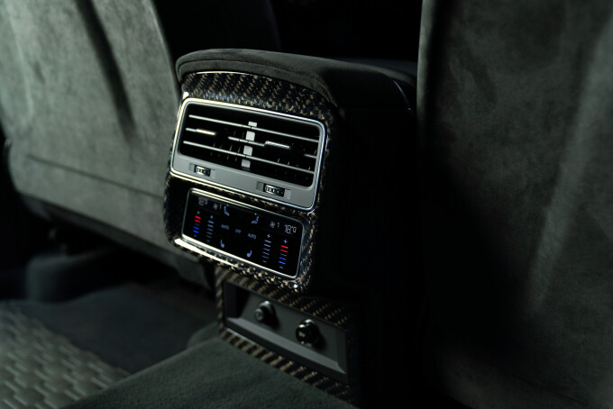 ABT_RSQ8_SE_Detail_40a64e7ecf410d03f3.jpg