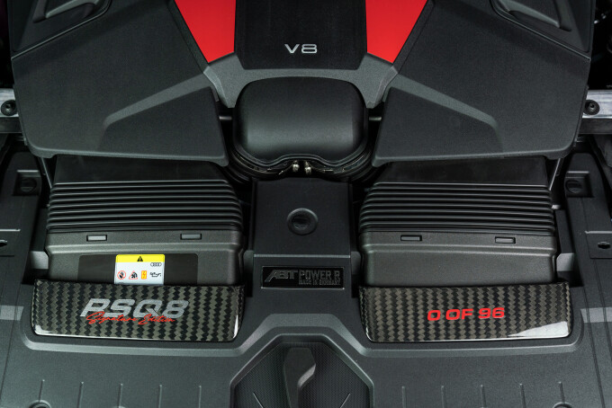 ABT_RSQ8_SE_Detail_480bcb0c8bd32f4c7c.jpg