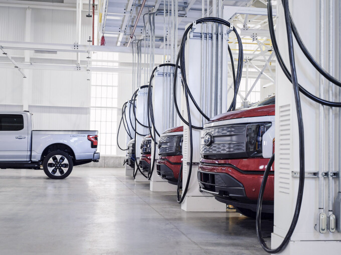 RougeElectricVehicleCenter_11d7e6d4c824461719.jpg