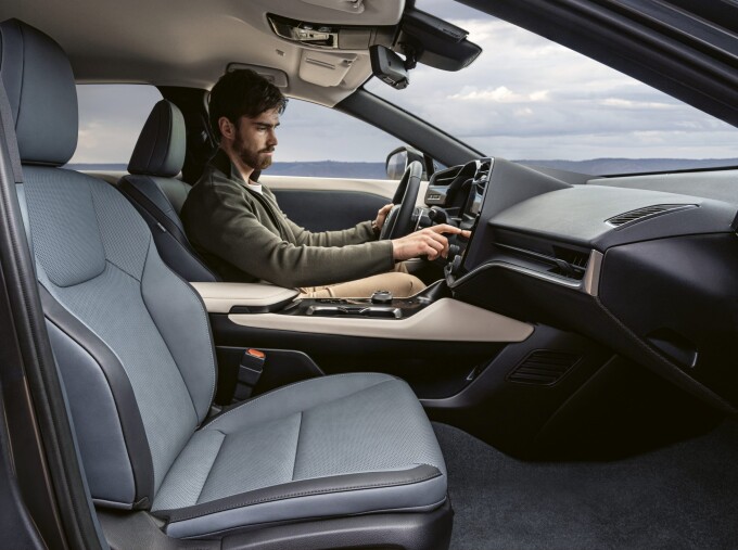 2023 Lexus RZ Interior 22 scaled