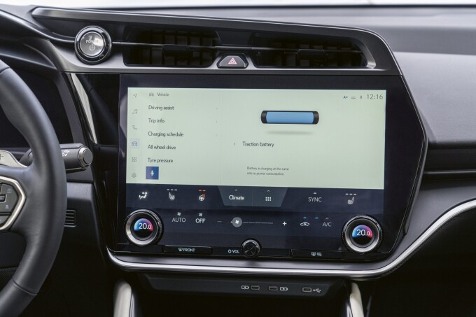 2023_Lexus_RZ_Interior_30-scaledd3183ba557545f33.jpg