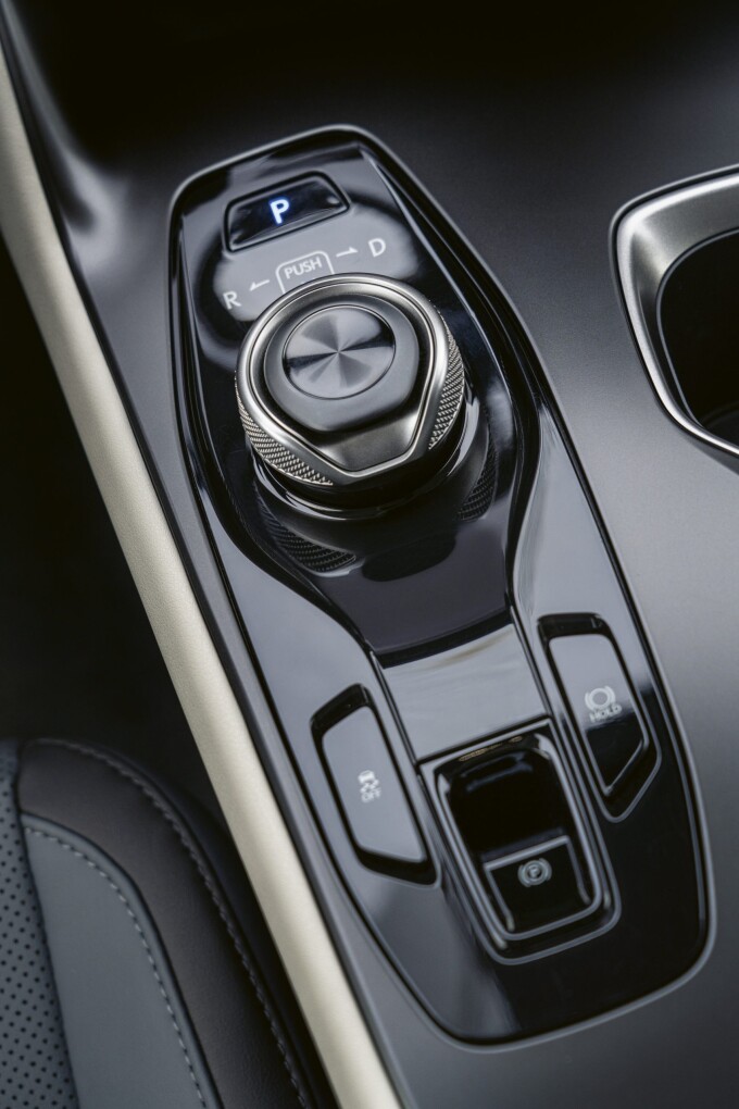 2023 Lexus RZ Interior 31 scaled