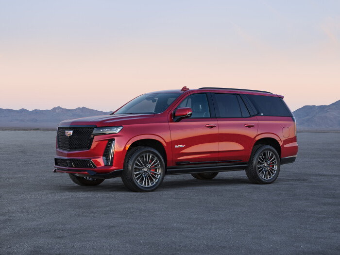 2023-Cadillac-Escalade-V-0011007a21300c2ac99.jpg
