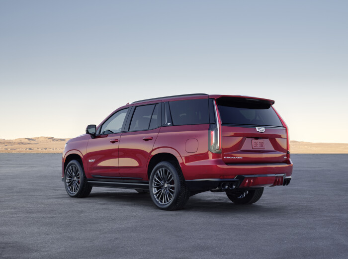 2023-Cadillac-Escalade-V-0510ee3cee8b9871bc8.jpg