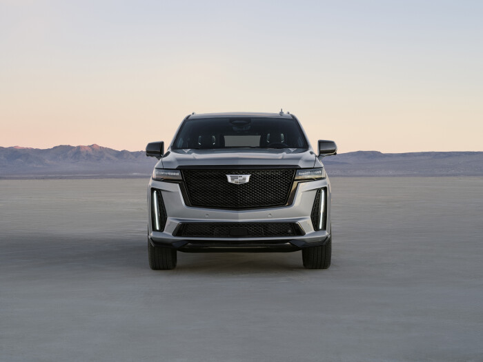2023-Cadillac-Escalade-V-0540340d482d16ce03c.jpg