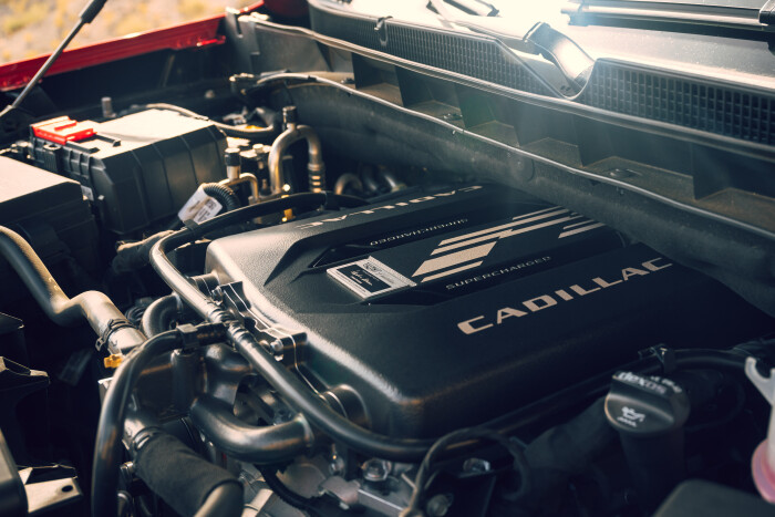 2023-cadillac-escalade-v-11216631e8bf8c93e6d.jpg