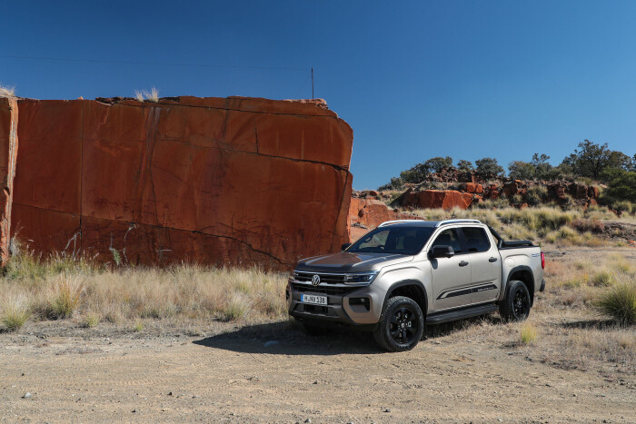 2023-Volkswagen-Amarok-Pickup_1USO_8298_1599625297f1e287185b8c69fd.jpg