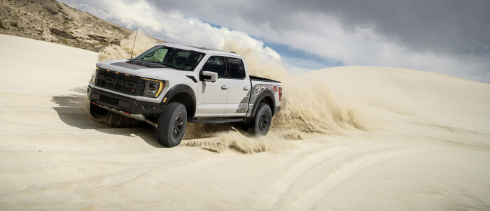 F-150-Raptor-R_03b5fd3a031abd82a1.jpg
