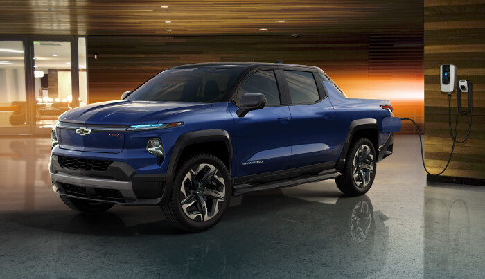 2024-Silverado-EV-RST-0151e845f0053e4bf32.jpg