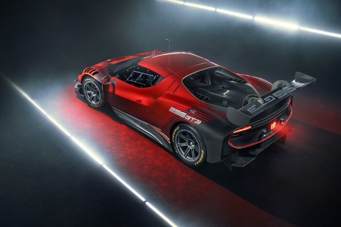 FERRARI_296GT3_3e3790106372cfa79.jpg
