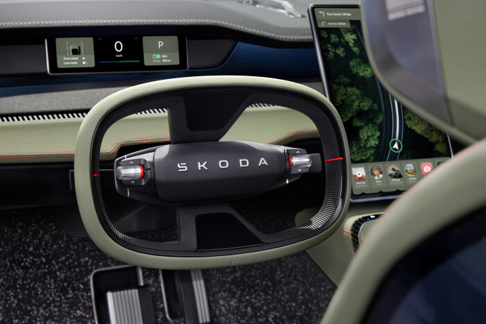 VISION7S_steering_wheela3036e1582ef31c3.jpg